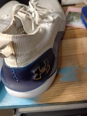 Under Armour HOVR Phantom 3 SE Notre Dame Team Issued #73 White Navy Size 15 - Thumbnail 5