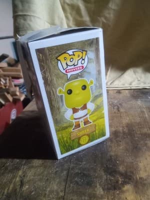 Shrek Vinyl Figure. Pop MovIes #278 Still In The Box. Box Has Seen Better Days - Thumbnail 3