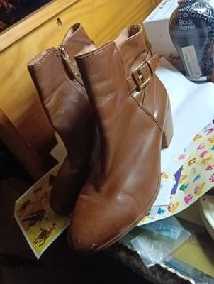 Louise Et Cie Womens Brown Leather Zalia Ankle Boots Size 5.5 M - Image 1