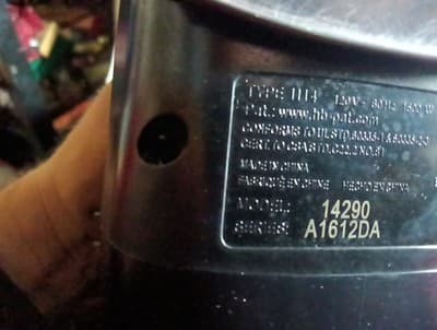 1500 Watt Blue Self Cleaning Steam Iron, with Retractable Cord and Stainless Ste - Thumbnail 5