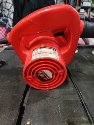 Small Leaf Blower By Performance Tool 75MPH Works Great - Thumbnail 6