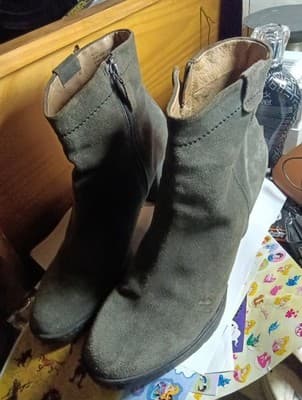 BIALA Kelsey Gray Suede Leather Zip Up Ankle Boots Size 42= 11 - Image 1