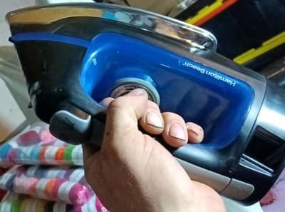 1500 Watt Blue Self Cleaning Steam Iron, with Retractable Cord and Stainless Ste - Thumbnail 7