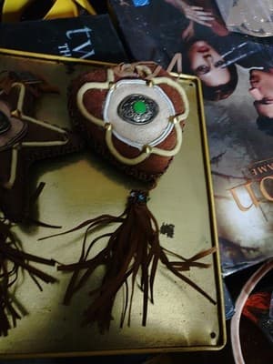 3 holiday ornaments Either Southern Or Native. - Thumbnail 2