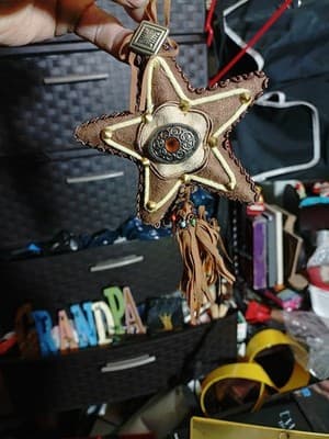 3 holiday ornaments Either Southern Or Native. - Thumbnail 7