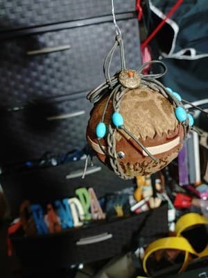 3 holiday ornaments Either Southern Or Native. - Thumbnail 8