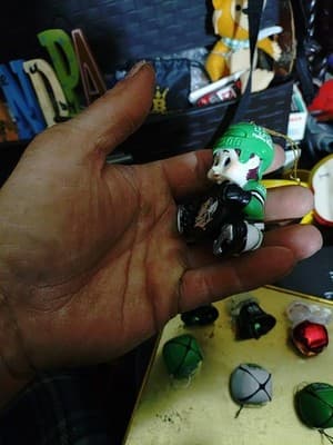 Lot Of UND Holiday Ornaments/ Extra Pieces Also. 11 Extra. 6 That Say UND - Thumbnail 7