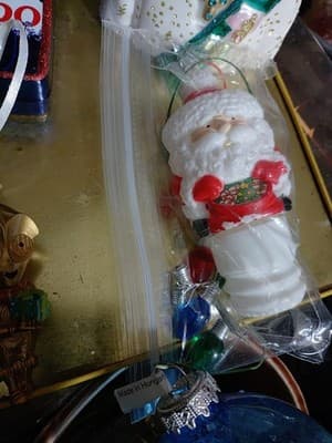 Lot Of 9 Cool Christmas Ornaments - Thumbnail 4