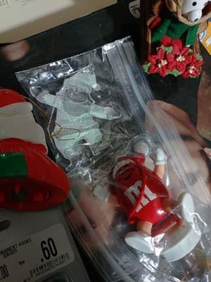 Lot Of 24 Really Cool Holiday Ornaments - Thumbnail 24