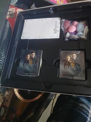 Set The Twilight Saga New Moon The Movie Board Game And Twilight The Movie... - Thumbnail 3