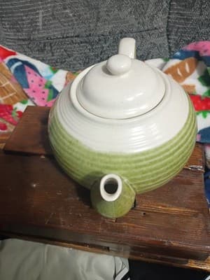 Herman Dodge & Son Green Beehive Teapot - Ribbed Two-Tone Ceramic Tea Pot... - Thumbnail 2