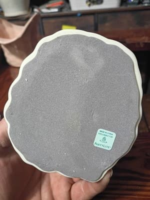 PartyLite Angel of Peace Candle Holder Bisque Porcelain P7169 White Swan - Thumbnail 8