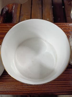 Vintage Imperial Fine English China Gold Filigree - Small 3-Piece Set - Thumbnail 5