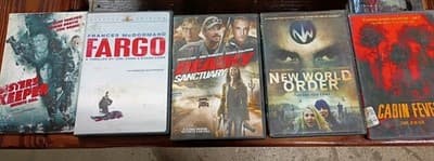 Lot 5 Dvd Movies /Horror /Murder Suspense /Theiller - Image 1