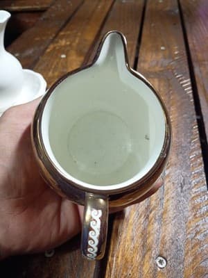 Vintage Wedgwood Fallow Deer Copper Lustre Creamer - Etruria & Barlaston England - Thumbnail 7