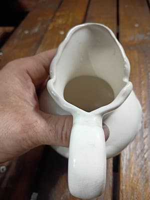 Vintage White Ceramic Grape Pitcher - Embossed Clusters Scalloped Rim Farmhouse - Thumbnail 9