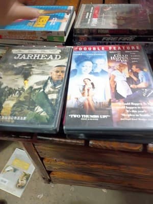 Lot Of 40 Dvd movies /Romance /Comedy /Action - Thumbnail 6