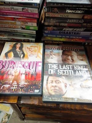 Lot Of 40 Dvd movies /Romance /Comedy /Action - Thumbnail 2