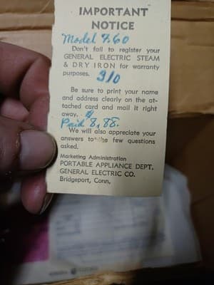 VINTAGE 1960s General Electric GE F60 Steam & Dry Iron w/ Original Box & Inserts - Thumbnail 14