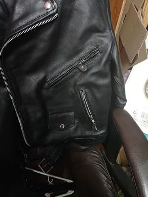 Black Leather Motorcycle Jacket /Size 52 /Made In Pakistan /Excellent Condition - Thumbnail 2