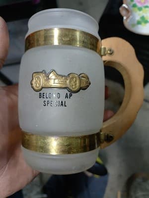 1954 INDY 500 FROSTED MUG-SIESTAWARE FUEL INJECTION SPECIAL/BILL VUKOVICH WINNER - Image 1