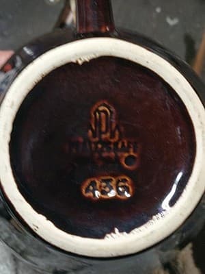 Vintage Pfaltzgraff Brown Drip Gravy Boat 436 3 1/2" Tall - Thumbnail 3