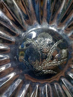Vintage Hand-Wrought Aluminum Thistle Serving Basket/Dish, Scalloped Edge, Good - Thumbnail 5