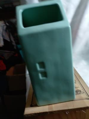 Rae Dunn Turquoise Ceramic House Flower Vase I Love MOM - Thumbnail 4