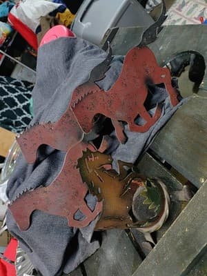 Lot Of 2 Metal Horse Items /3 Running Horses Wall Hanging. / Shadow Casting... - Image 1