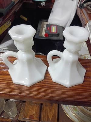 Vintage Milk Glass Octagonal Console Set - Footed Compote Dish & Pair of Finger - Thumbnail 3