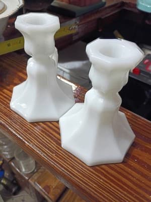 Vintage Milk Glass Octagonal Console Set - Footed Compote Dish & Pair of Finger - Thumbnail 4