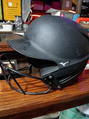 Mizuno B6 Adult Softball Batting Helmet with Face Mask Matte Black 2021 - Thumbnail 5