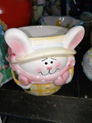 Vintage Style Ceramic Easter Bunny Cup Planter Tiered Tray Decor - Thumbnail 4
