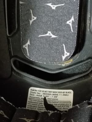 Mizuno B6 Adult Softball Batting Helmet with Face Mask Matte Black 2021 - Thumbnail 10