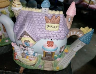 Vintage Ceramic House Teapot Novelty Figurine | "Bakery" Cottage Core Decor - Thumbnail 2