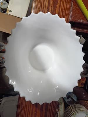 Vintage Fenton White Milk Glass Hobnail Bowl 10" Sawtooth Edge Sunburst - Thumbnail 6