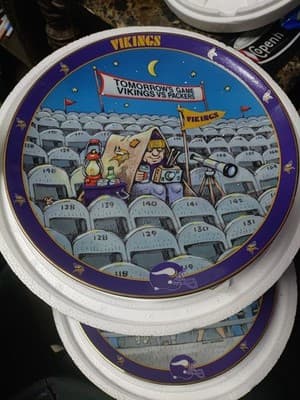 2 Danbury Mint Ultimate Vikings Fan Collector Plates Gary Patterson 8” - Thumbnail 2