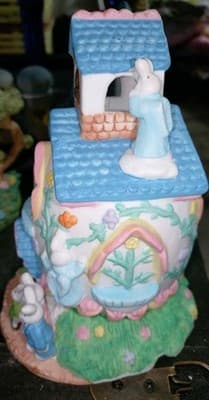 Vintage Easter Expressions Porcelain Bunny Church House Figurine Village - Thumbnail 3