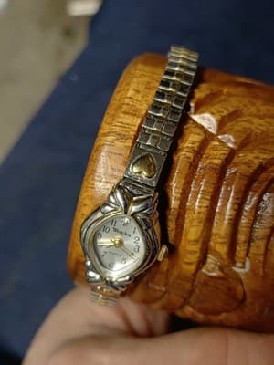 Vintage Westclox Woman Watch With Hearts, LTX311, PC11, 2 Tone - Thumbnail 2