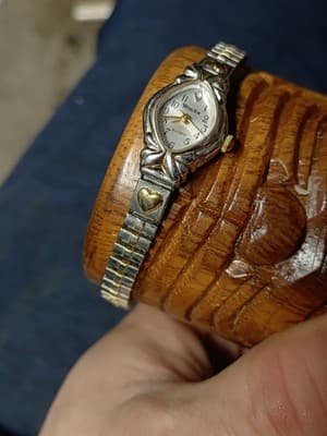 Vintage Westclox Woman Watch With Hearts, LTX311, PC11, 2 Tone - Thumbnail 3