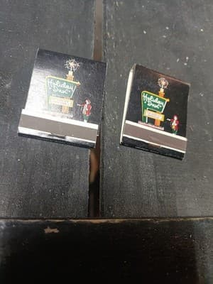 The Dakotas "Roadside" Duo (2 Books)Title: DAKOTAS DUO Vintage Holiday Inn... - Thumbnail 2