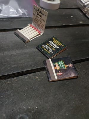 RARE SET (3) Vintage Holiday Inn DES MOINES Iowa Matchbooks - Merle Hay - FULL - Thumbnail 2