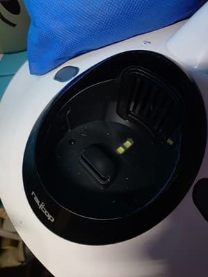 Raycop RE-100AWH Lite Handheld UV HEPA Allergen Sanitizing Vacuum 330W White - Thumbnail 2