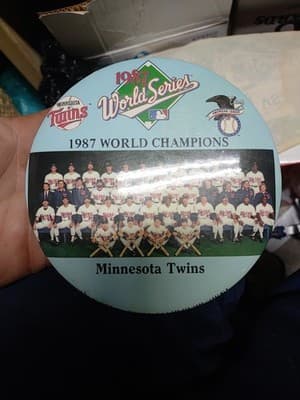 Lot Of 3 Minnesota Twins Items: /25 Anniversary Playing Cards /6" Button Pin ... - Thumbnail 5