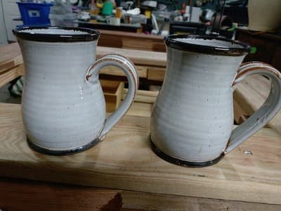 Pair Vintage 1985 Minnesota Renaissance Festival 15th Anniv Mugs Deneen Pottery - Thumbnail 7