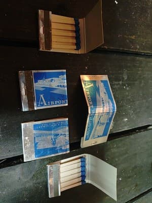 Lot of 5 Vintage Airport Matchbooks - Full & Unstruck - 1960s/70s Bismarck &... - Image 1