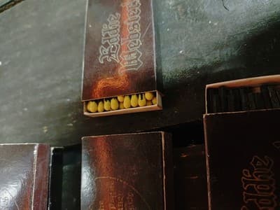 7 Vtg Eddie Webster’s Matchboxes - UNSTRUCK - New Old Stock Bloomington MN - Thumbnail 3