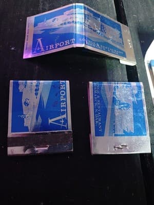 Lot of 5 Vintage Airport Matchbooks - Full & Unstruck - 1960s/70s Bismarck &... - Thumbnail 3