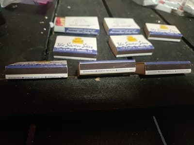 9 Vintage Unstruck Matchboxes: The Seven Seas Mandan ND & Top of the Rock MN... - Thumbnail 4