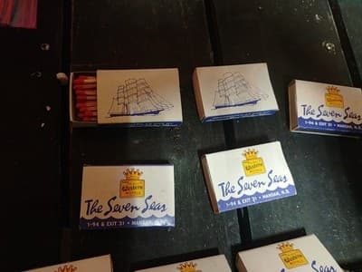 9 Vintage Unstruck Matchboxes: The Seven Seas Mandan ND & Top of the Rock MN... - Thumbnail 6